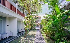 Kamini Legian Hotel
